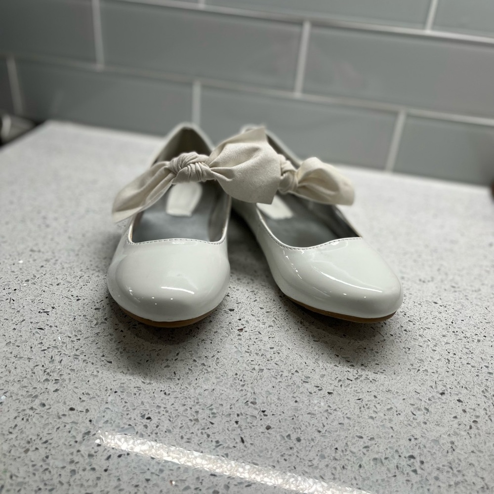 Kenneth Cole shoes